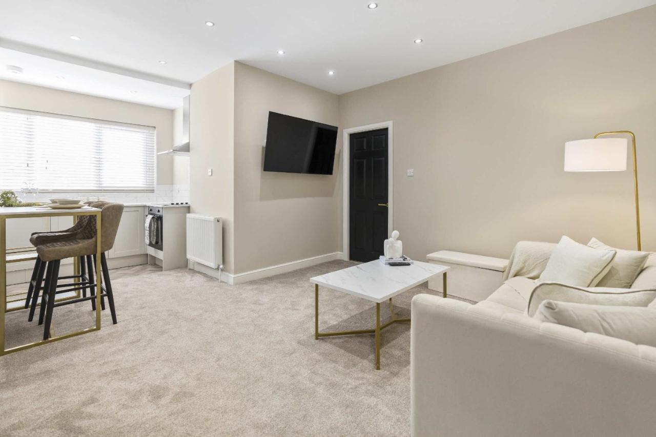 The Park Road Suites By Stamp Sa Blackpool Exteriör bild