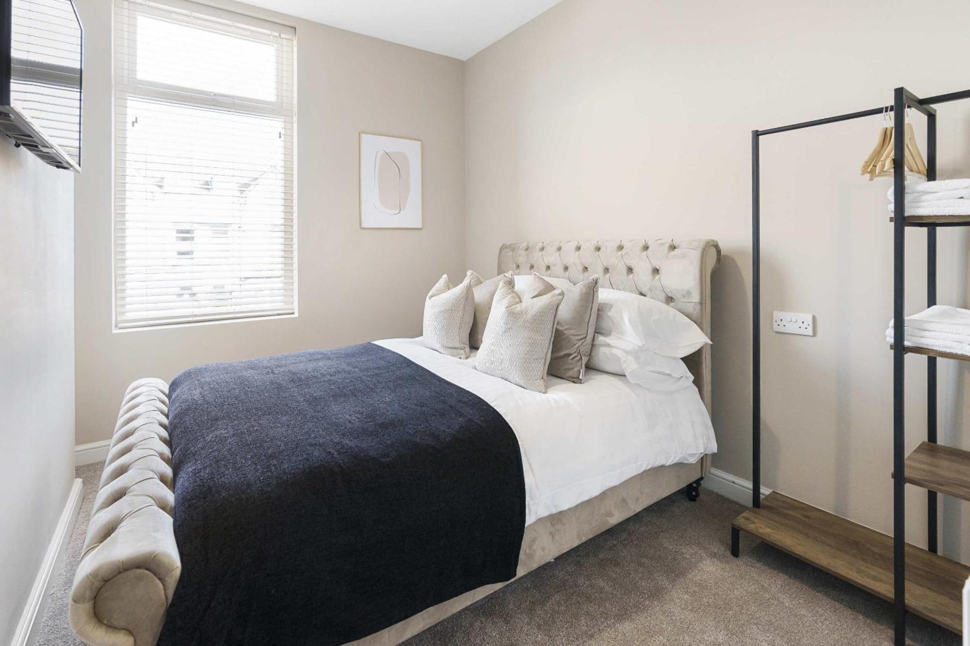 The Park Road Suites By Stamp Sa Blackpool Exteriör bild