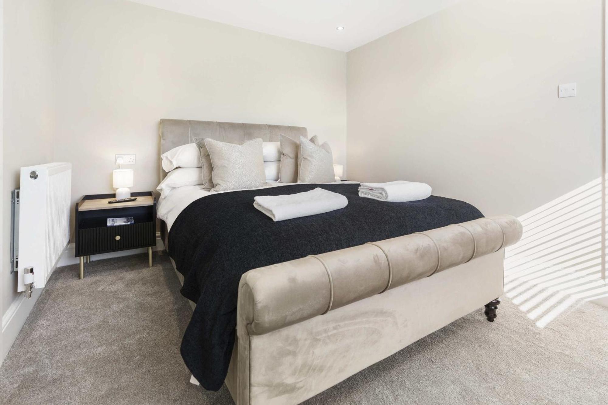 The Park Road Suites By Stamp Sa Blackpool Exteriör bild